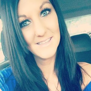 Meet your Posher, Kelli